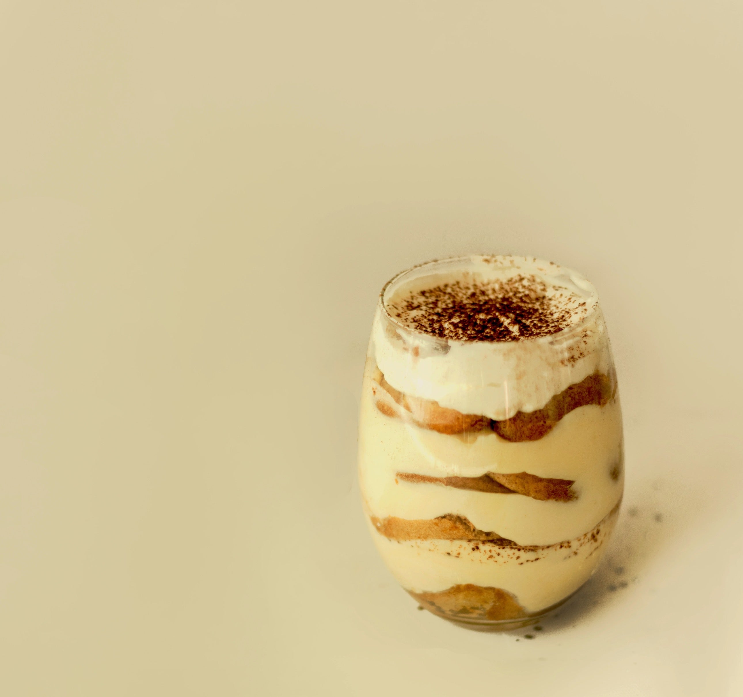 http://ahistatea.com/cdn/shop/articles/chai_tiramisu-01_1.jpeg?v=1587919687